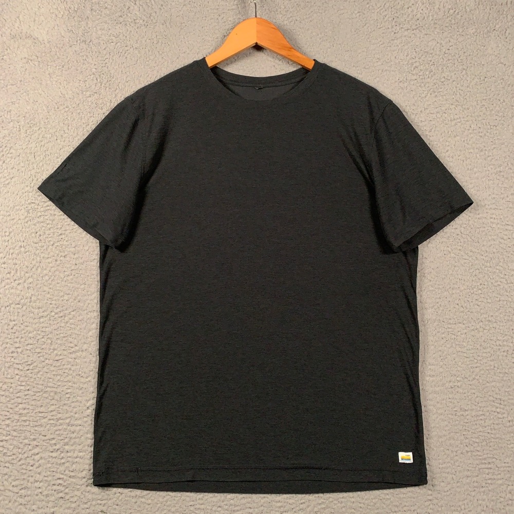 Vuori Strato Tech Tee T-Shirt Mens Large Charcoal Heather Gray Performance Tee